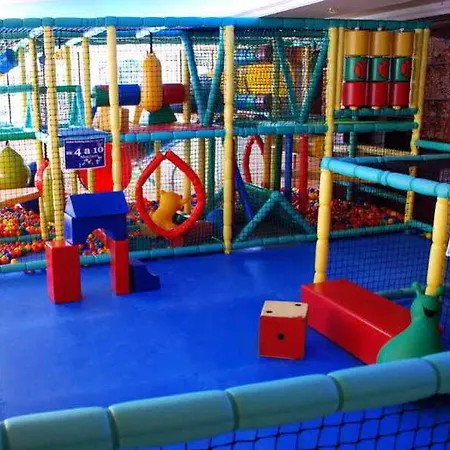 Maribel Villas Hotel