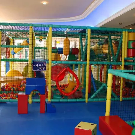 Maribel Villas Hotel Cala Blanca (Menorca)