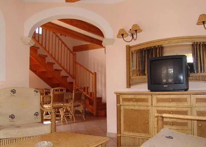 Maribel Villas Hotel 5*