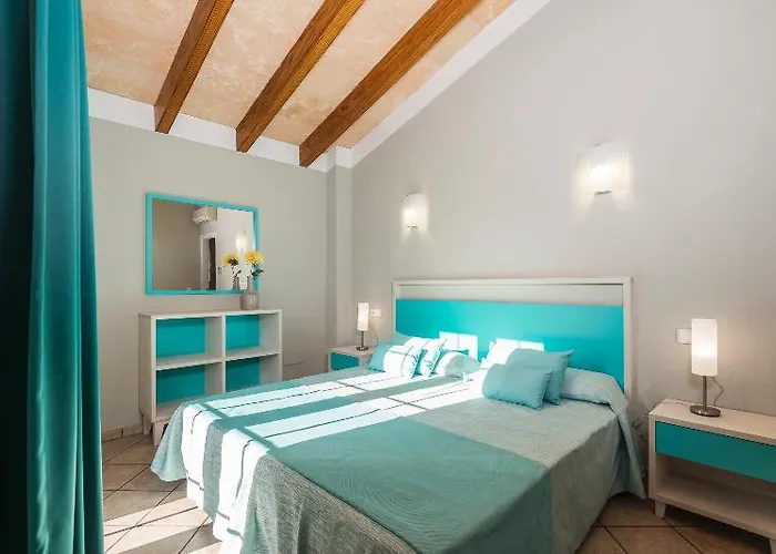 Maribel Villas Cala Blanca (Menorca)