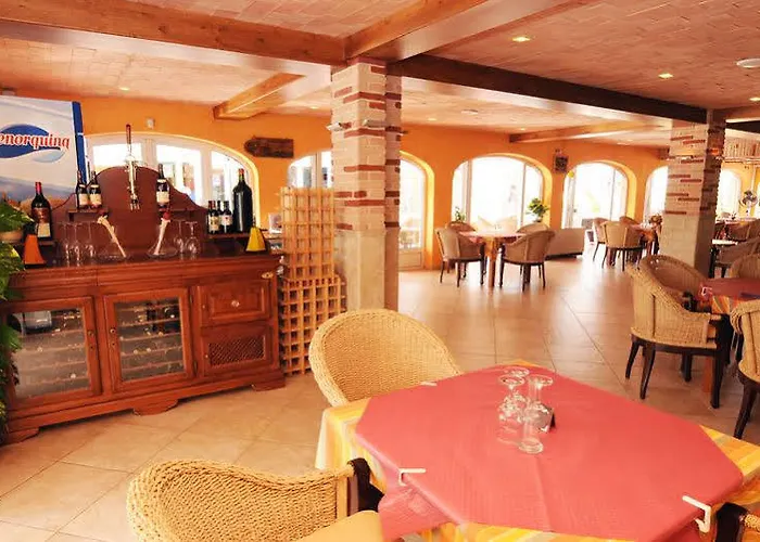 Maribel 5* Cala Blanca (Menorca)