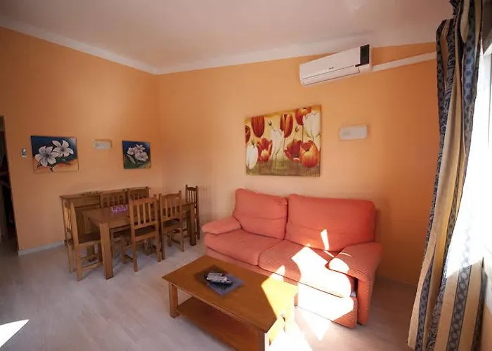 Maribel Hotel Cala Blanca (Menorca)